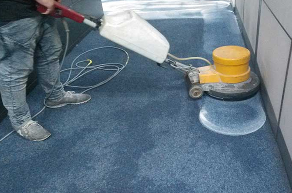 广州地毯清洁除污渍的方法
