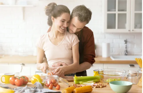妻子在家做家庭主妇，男方辛苦养家为什么还出轨？石家庄查婚外情
