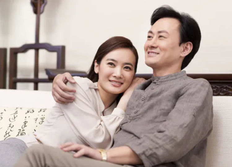西安发现丈夫与前妻持续保持联系怎么办？